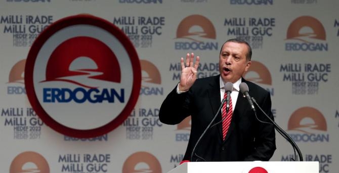 Erdoganova premijerska era obilježena je i nekim, nimalo beznačajnim kontroverzama [EPA]